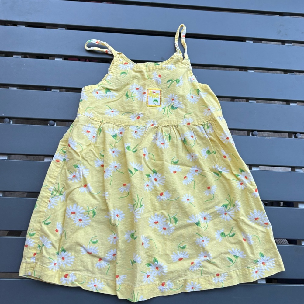 Vintage girls daisy print dress